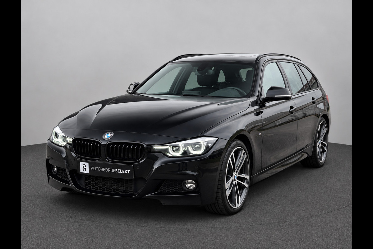 BMW 3 Serie Touring 318i M-Sport | Panorama | 19 inch | LED | Camera | Stoelverwarming | Leer | Elektr. achterklep