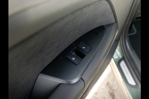 Kia Sportage 1.6 T-GDi Hybrid GT-PlusLine Op Voorraad | Stoel verwarming en koeling | HIFI | Head up display | Schuifkanteldak | Panorama | Elektrische achterklep