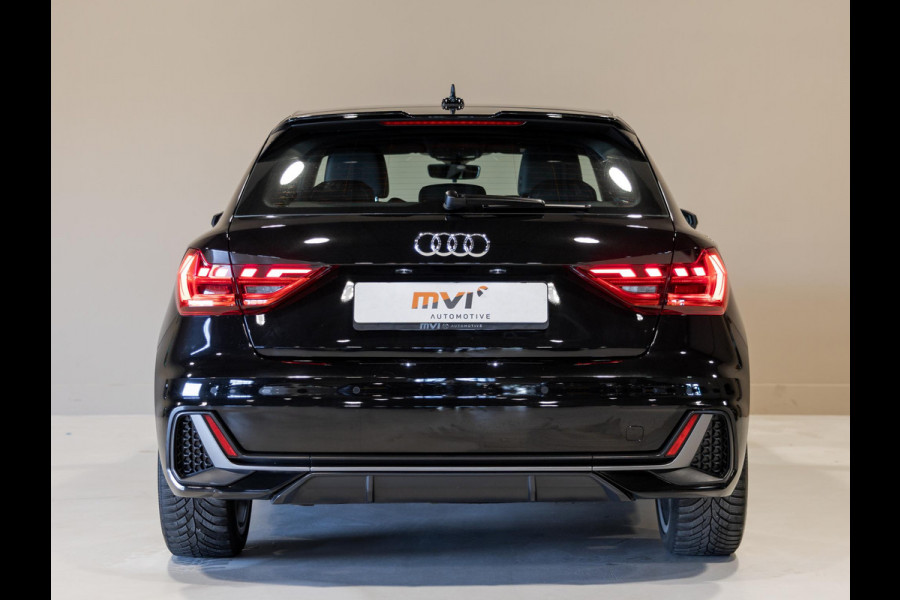 Audi A1 Sportback 25 TFSI S-Line edition / 95pk / NAP / Afgevlakt stuurwiel / Cruise control /