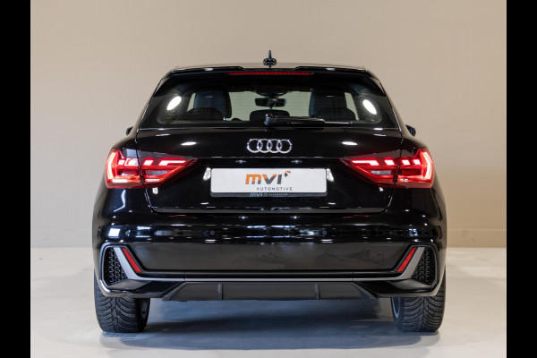 Audi A1 Sportback 25 TFSI S-Line edition / 95pk / NAP / Afgevlakt stuurwiel / Cruise control /