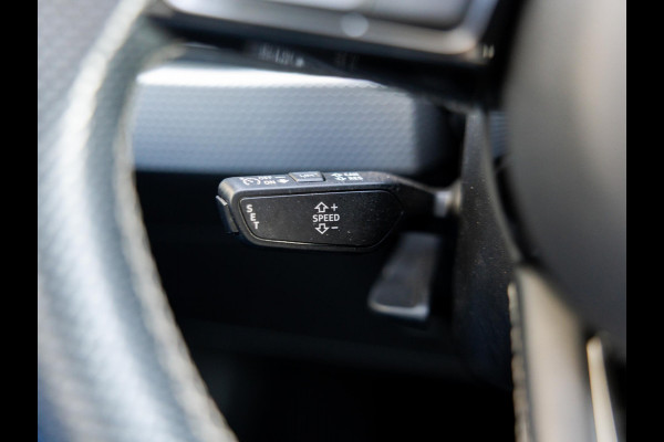 Audi A1 Sportback 25 TFSI S-Line edition / 95pk / NAP / Afgevlakt stuurwiel / Cruise control /