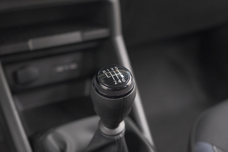 Dacia Duster Mild Hybrid 130 Expression | Camera | Stoelverwarming | Apple Carplay | Navigatie