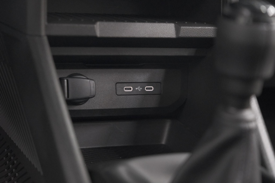 Dacia Duster Mild Hybrid 130 Expression | Camera | Stoelverwarming | Apple Carplay | Navigatie