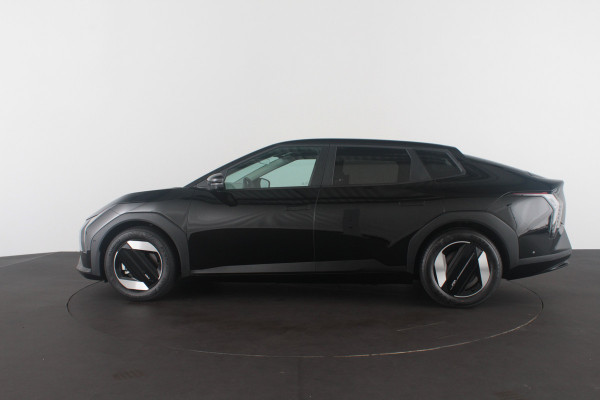Kia EV4 Fastback Business Plus 81.4 kWh > 633 km WLTP/360 camara/Sfeerverlichting