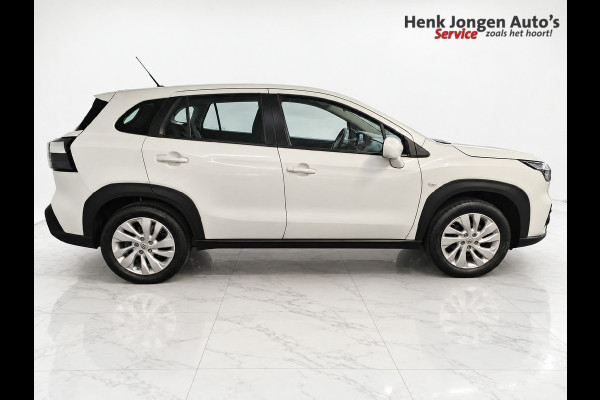 Suzuki S-Cross 1.4 Boosterjet Comfort Smart Hybrid uit 2025 Rijklaar “Sinds 1970 | 5.000+ reviews | Score 9,5 | Service zoals ’t hoort” Henk Jongen Auto's in Helmond,  al 50 jaar service zoals 't hoort!