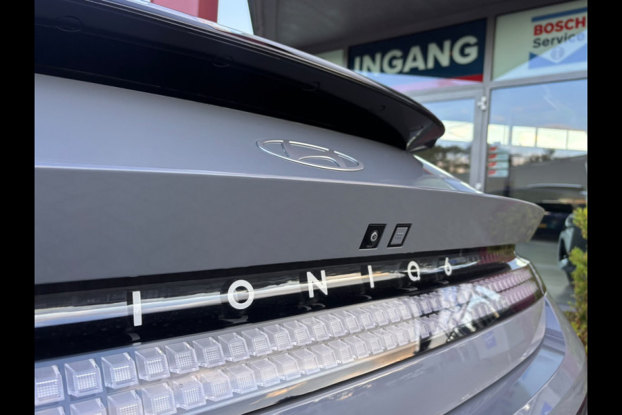 Hyundai IONIQ 6 Lounge 77.4 kWh | 41KM! | Pano | LMV 20"| HUD | Full Option | Bose | 61.500.- nw prijs