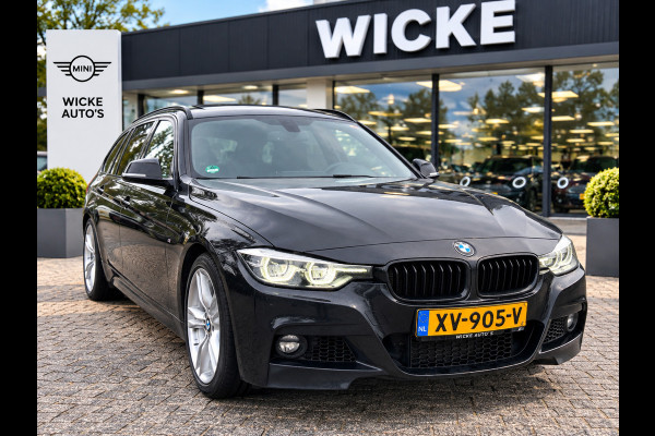 BMW 3 Serie Touring 318i M Sport Edition Panorama AUT Leder PDC