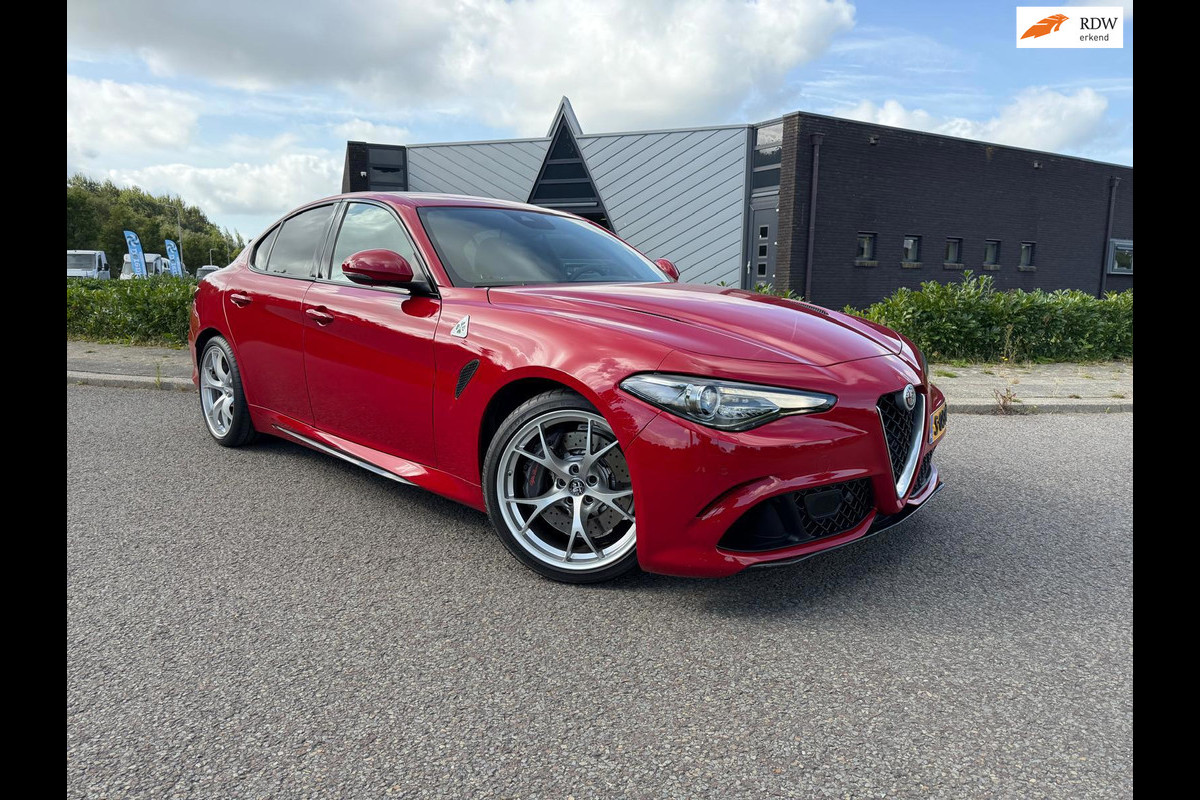 Alfa Romeo Giulia 2.9 V6 Quadrifoglio | 510PK | Carbon | Harman Kardon | Adaptive Cruise Control |Elektrisch Sportstoelen | Etc...