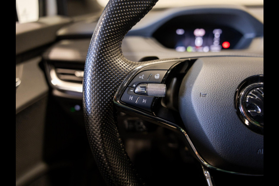Škoda ENYAQ iV 60 Sportline SOH 88% / 180pk / NAP / Achteruitrij camera / Dodehoek herkenning /