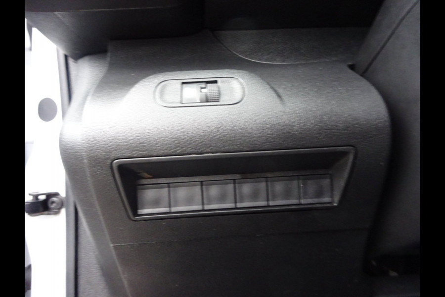 Peugeot Partner 1.2 PureTech Pro BENZINE AIRCO NAVI CRUISE CONTROL PDC SCHUIFDEUR