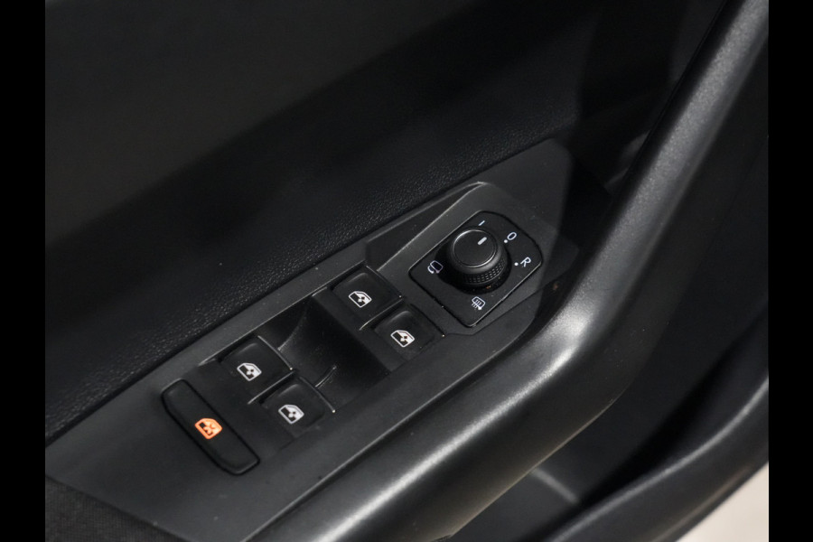 Volkswagen Polo 1.0 TSI 95pk R-Line | Carplay | Acc | Pdc | Led