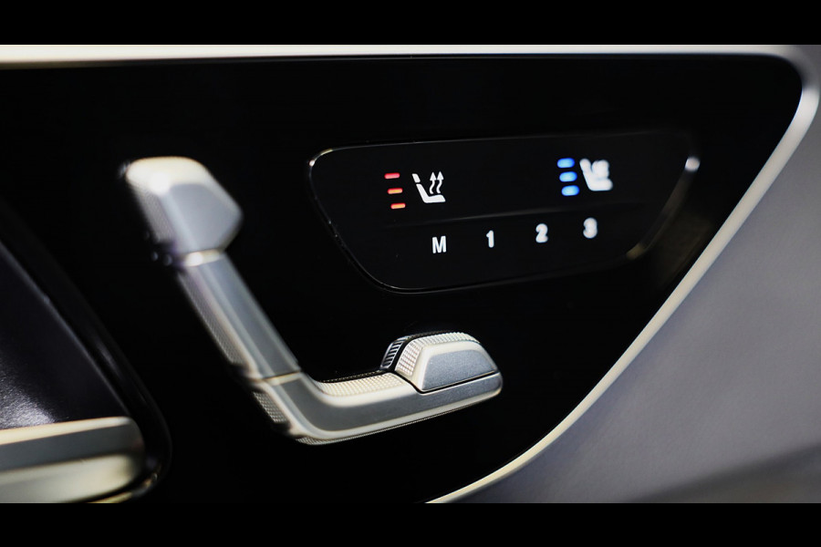 Mercedes-Benz CLE Coupé 300 e AMG Line / Massage / Head Up / 360 Camera / Acc / BURMESTER / Elek Stoelen / Memory / Open Pano / 19