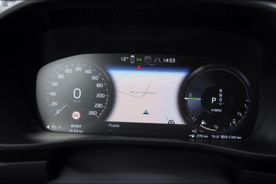 Volvo XC40 T4 211PK Automaat Core Bright / Apple carplay / Parkeersensoren met camera / Stoelverwarming / Elektrische achterklep / Keyless entry / Parkeersensoren met camera