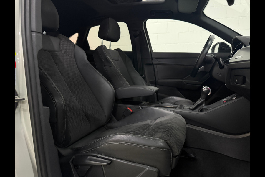 Audi Q3 Sportback 35 TFSI S Edition*Pano*Camera*Stoelverwarming*
