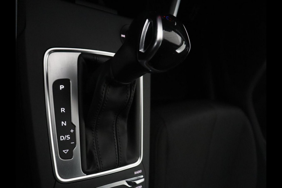 Audi Q2 35 TFSI S Edition | Camera | Navigatie | Stoelverwarming | LED | Apple Carplay | Automaat |