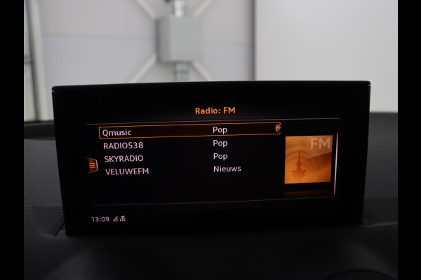 Audi Q2 35 TFSI S Edition | Camera | Navigatie | Stoelverwarming | LED | Apple Carplay | Automaat |