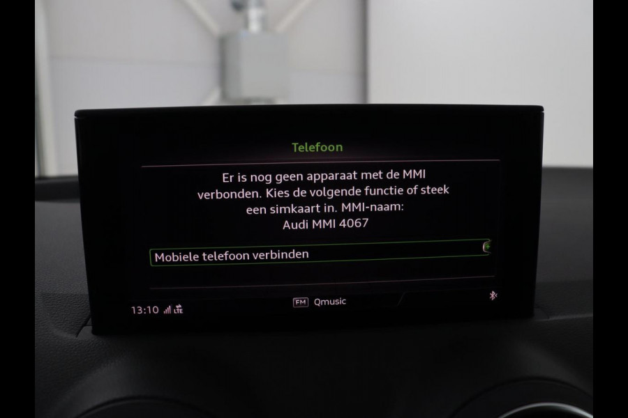 Audi Q2 35 TFSI S Edition | Camera | Navigatie | Stoelverwarming | LED | Apple Carplay | Automaat |