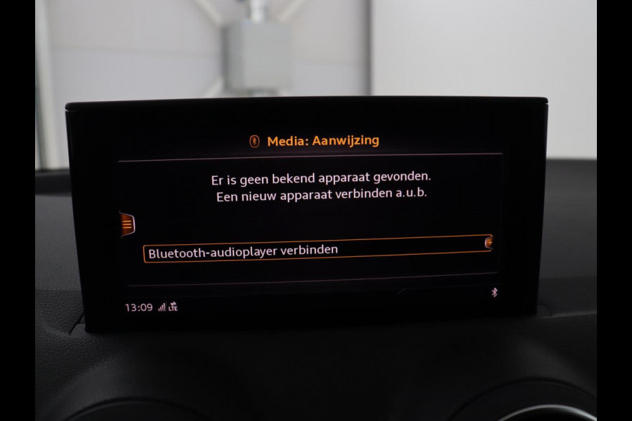 Audi Q2 35 TFSI S Edition | Camera | Navigatie | Stoelverwarming | LED | Apple Carplay | Automaat |