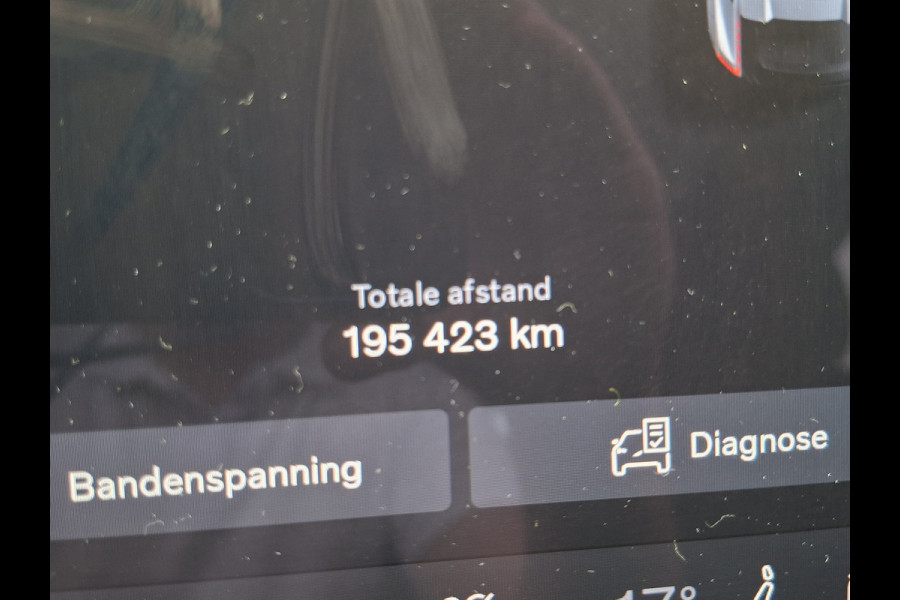 Volvo EC40 SOH 90% Core 69 kWh Carplay Pano Elek.Trekhaak Camera Orig.NL Voll.Onderhouden!