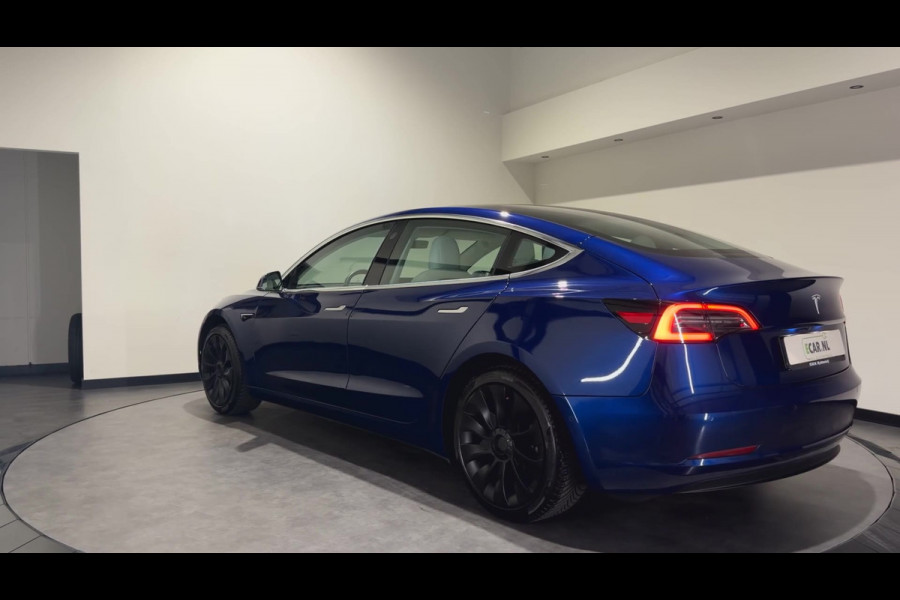 Tesla Model 3 Standard RWD Plus 60 kWh | Premium wit interieur | Trekhaak | ACC | Keurige auto