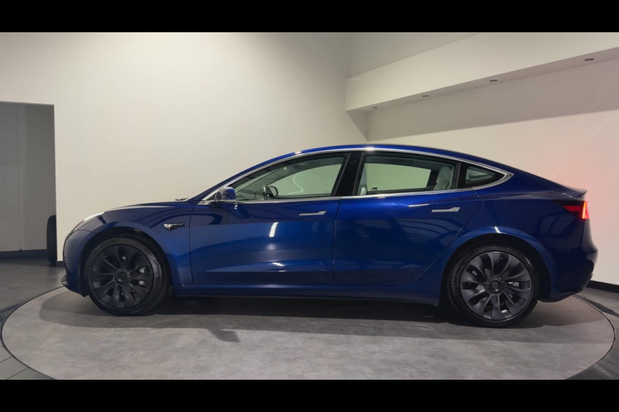 Tesla Model 3 Standard RWD Plus 60 kWh | Premium wit interieur | Trekhaak | ACC | Keurige auto