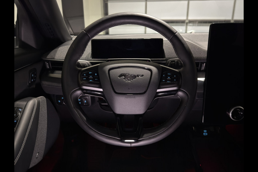 Ford Mustang Mach-E GT Extended AWD 98 kWh | SOH 95,2% | Panoramadak | Trekhaak | B&O Audio | 360 Cam