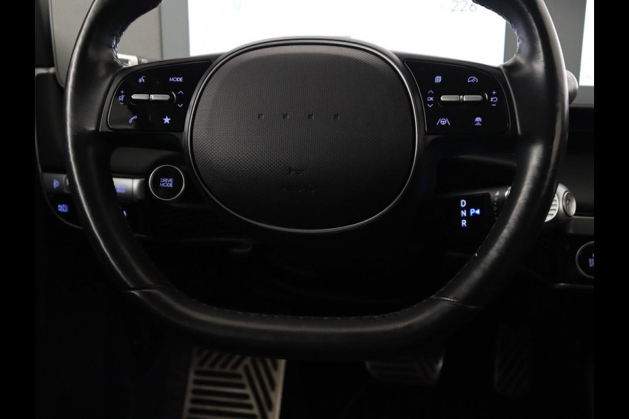 Hyundai IONIQ 5 Connect+ 73kWh | SOH 92,2% | Camera | Trekhaak | LED | Apple Carplay | Stoelverwarming | Bose Sound |