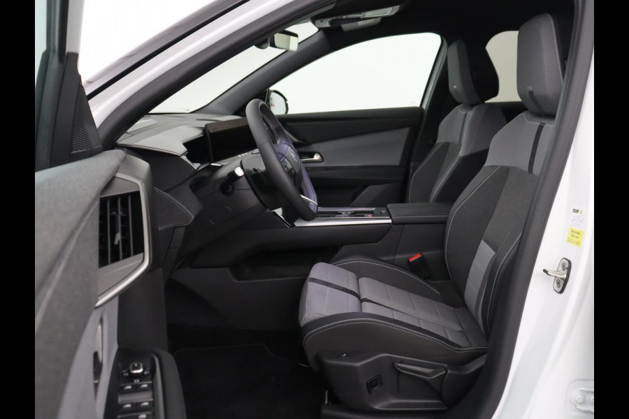 Opel Grandland 1.2 Turbo Hybrid GS | Trekhaak | Stoelverwarming | LED | Head-Up | Apple Carplay |