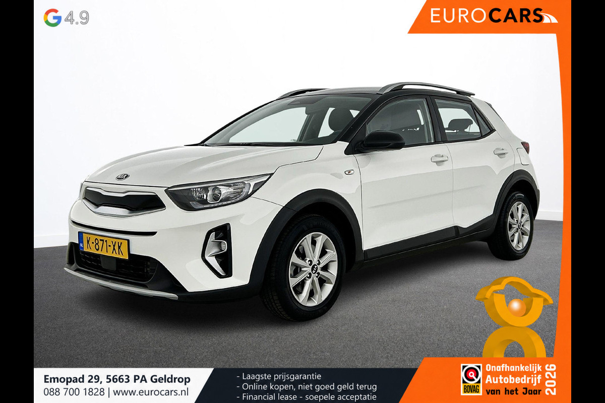 Kia Stonic 1.0 T-GDi 120pk MHEV DynamicLine Auto. Navigatie Apple Carplay/Android Auto Camera Parkeersensoren achter Cruise Control Lichtmetalen velgen Airco