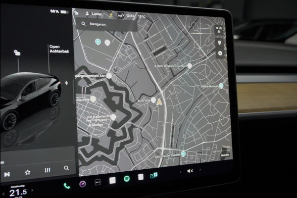 Tesla Model Y SOH: 96,7% Navi 360° Leder ACC Autopilot PDC Elektr. achterklep Stoelverwarmimg voor en achter Stuurverwarming Optie: Full Self-Driving Capability BTW auto
