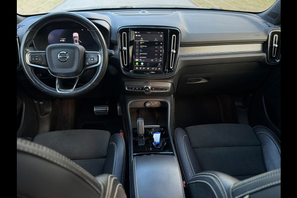 Volvo XC40 Recharge P8 AWD R-Design, panoramadak, electr bedienbare trekhaak, VOL OPTIES, 1 e eigenaar, Origineel NL auto met nap