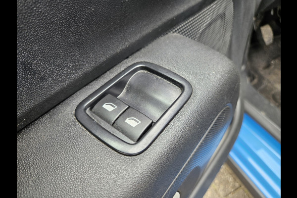 Citroën C3 1.2 PureTech S&S Feel Edition Carplay! Trekhaak! Airco! Cruise Control! Leuke/Nette Auto! Dealer Onderhouden!