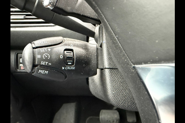 Peugeot 308 SW 1.2 PureTech Blue Lease Premium | Cruise control + NAP + Leder Nu € 7.950,- !!!