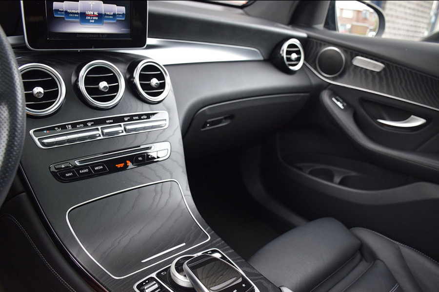Mercedes-Benz GLC 250 4MATIC Business Solution AMG|Pano|Leder|BTW Auto