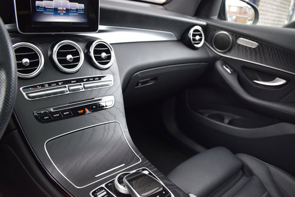 Mercedes-Benz GLC 250 4MATIC Business Solution AMG|Pano|Leder|BTW Auto