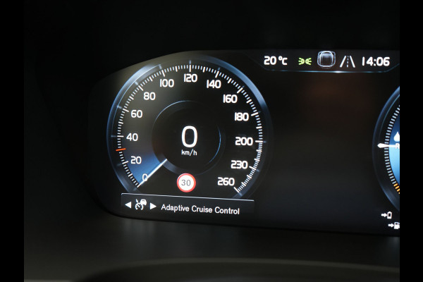 Volvo V90 T8 AWD Twin Engine R-Design Polestar Engineerd PHEV 407pk Dealer O.H. | Trekhaak Af Fabriek | Four C Luchtvering | Panodak | Head Up | Adaptive Cruise | Bowers & Wilkins | 360 Camera | Alcantara Sportstoelen Memory & Verwarmd | Stuur Verwarmd | Apple Carplay |  20"L.M | Plug In Hybrid |