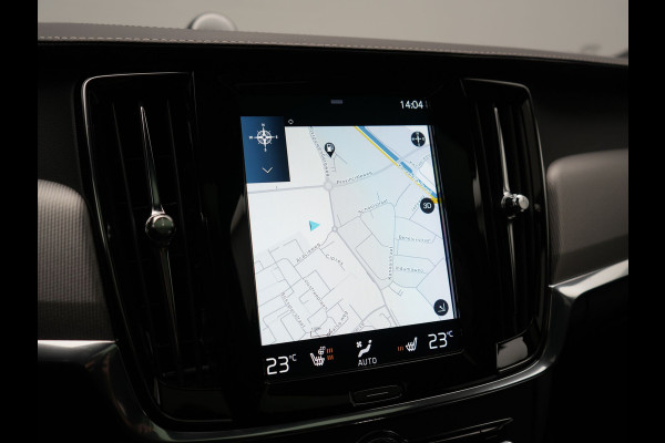 Volvo V90 T8 AWD Twin Engine R-Design Polestar Engineerd PHEV 407pk Dealer O.H. | Trekhaak Af Fabriek | Four C Luchtvering | Panodak | Head Up | Adaptive Cruise | Bowers & Wilkins | 360 Camera | Alcantara Sportstoelen Memory & Verwarmd | Stuur Verwarmd | Apple Carplay |  20"L.M | Plug In Hybrid |