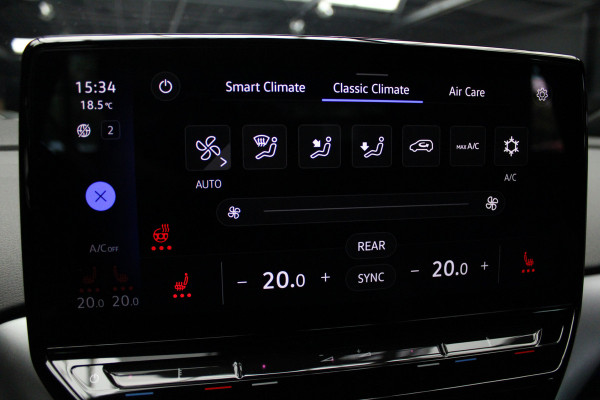 Volkswagen ID.4 Pro Navi HUD ACC Camera Warmtep. Carplay PDC Stuurverwarm. LM velgen Climate (3 zone) Interieur voorverwarming & koeling