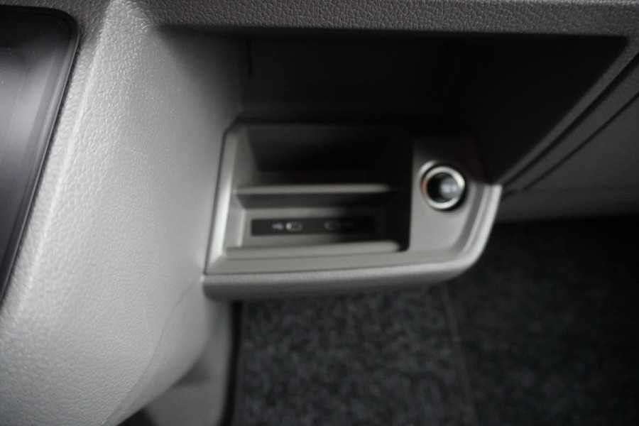 Volkswagen Crafter 35 2.0 TDI 177PK L3H2 Automaat nr.V060 | Airco | Cruise| Camera | Apple CP-Android auto