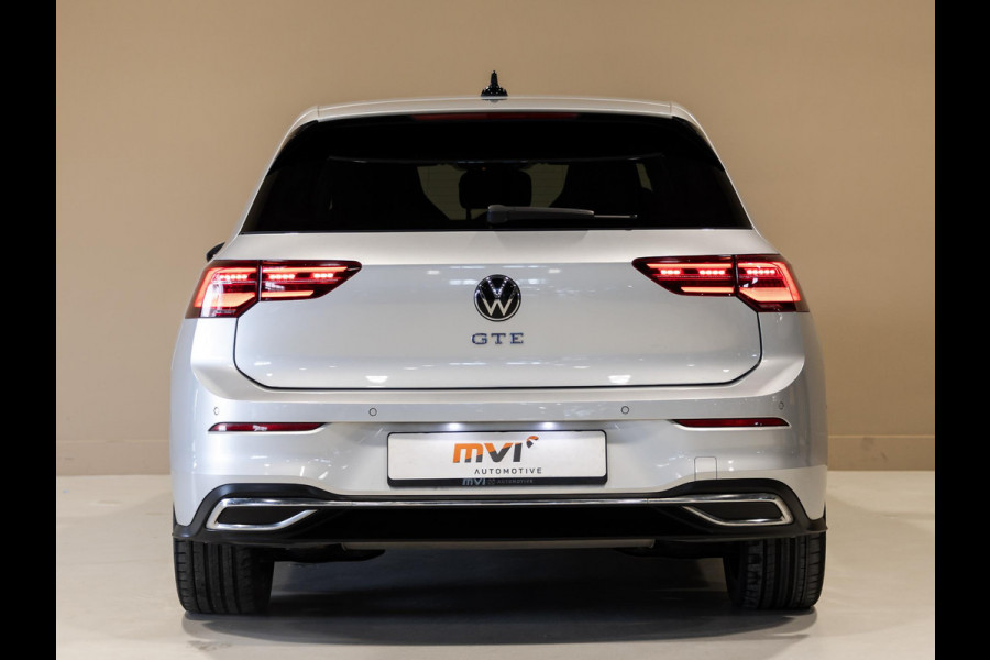 Volkswagen Golf 1.4 eHybrid GTE SOH 90% / 245pk / NAP / Apple CarPlay / Adaptieve cruise control /