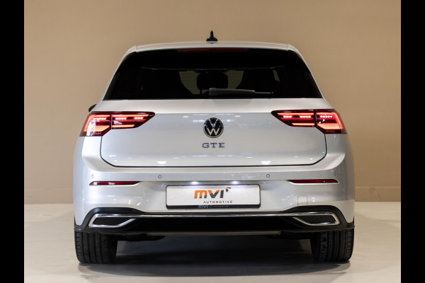 Volkswagen Golf 1.4 eHybrid GTE SOH 90% / 245pk / NAP / Apple CarPlay / Adaptieve cruise control /
