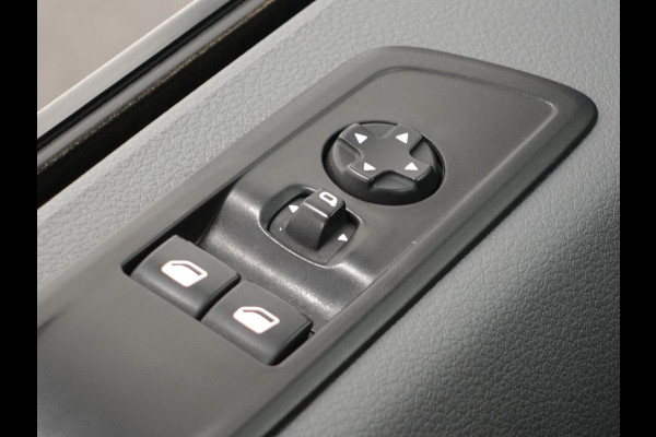 Opel Vivaro-e L3H1 Edition 75 kWh Automaat Airco Navigatie Cruise Control Camera