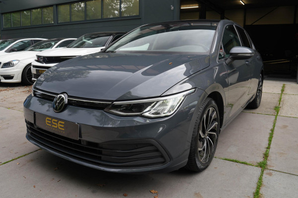 Volkswagen Golf 1.5 eTSI Pano | H&K | Camera | Dodehoek | Ambient |