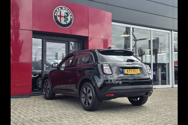 Fiat 600 1.2T 100 Hybrid Urban | LED | CarPlay | Camera \ Style Pack | Winter Pack