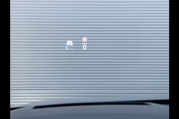 Volkswagen Golf 1.5 eTSI R-Line Pano/H&K/360/Trekhaak