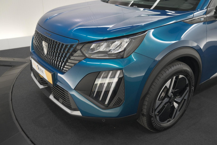 Peugeot e-2008 EV Allure 54 kWh | SOH 97,5% | 11 KW Lader | Apple Carplay | Parkeersensoren