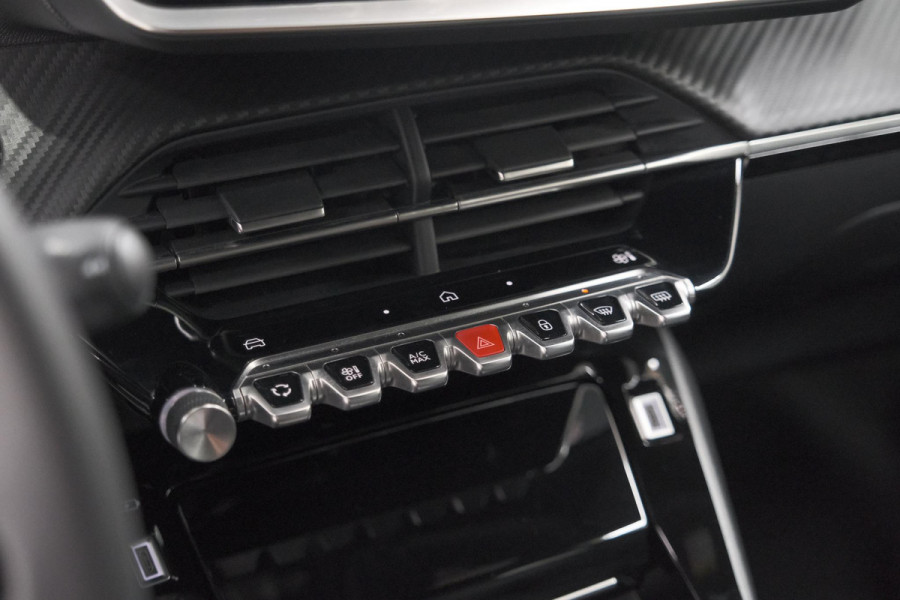 Peugeot e-2008 EV Allure 54 kWh | SOH 97,5% | 11 KW Lader | Apple Carplay | Parkeersensoren