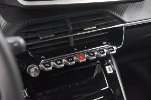 Peugeot e-2008 EV Allure 54 kWh | SOH 97,5% | 11 KW Lader | Apple Carplay | Parkeersensoren