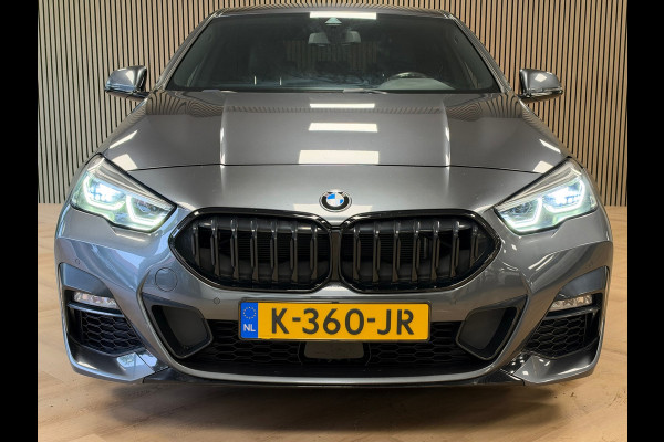 BMW 2 Serie Gran Coupé 218i AUT Executive Edition M-SPORT NAVI CAMERA PDC V+A CARPLAY