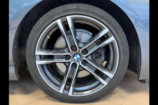 BMW 2 Serie Gran Coupé 218i AUT Executive Edition M-SPORT NAVI CAMERA PDC V+A CARPLAY